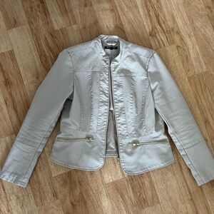 Women's Cream Jacket